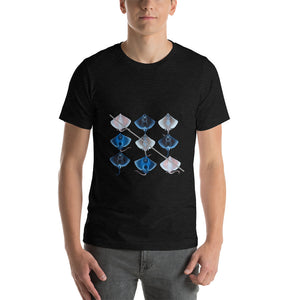 Tic-Tac-Toe Mantas, in a special chromatic effect. Short-Sleeve Unisex T-Shirt